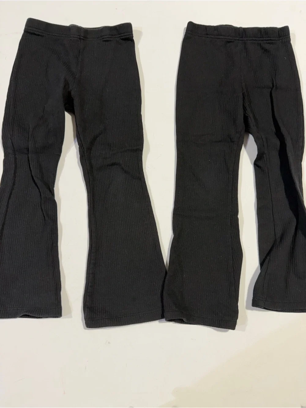 2 wonder nation Black Ribbed Flare Leggings for Kids